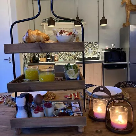 Hoeve Happiness - Ontbijt Inbegrepen - Wellness Aanwezig Couette-café