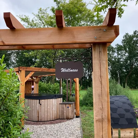 Hoeve Happiness - Ontbijt Inbegrepen - Wellness Aanwezig 4*