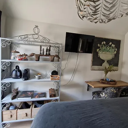 Hoeve Happiness - Ontbijt Inbegrepen - Wellness Aanwezig Couette-café 4*