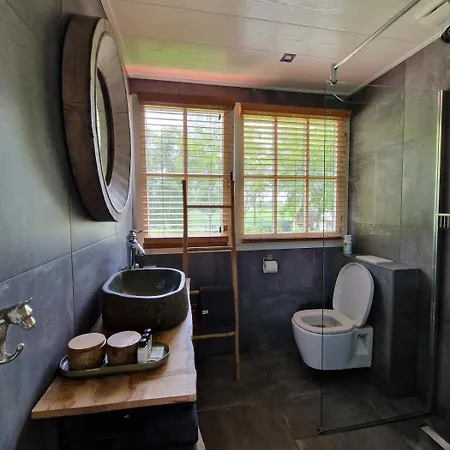 Hoeve Happiness - Ontbijt Inbegrepen - Wellness Aanwezig 4*