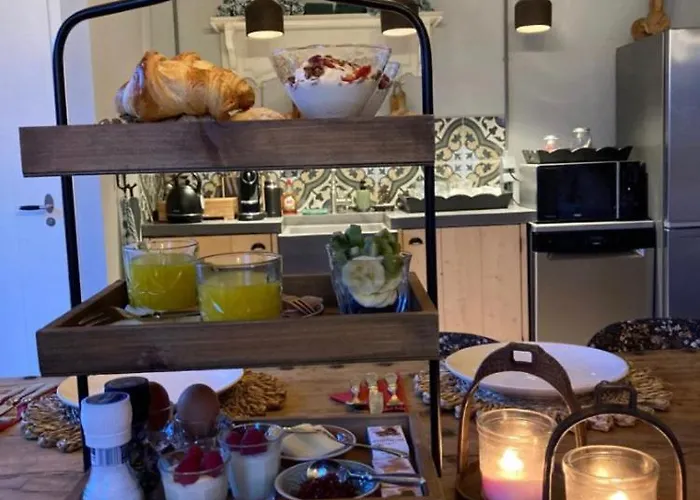 Hoeve Happiness - Ontbijt Inbegrepen - Wellness Aanwezig Bed & Breakfast