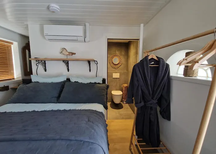 Bed & Breakfast Hoeve Happiness - Ontbijt Inbegrepen - Wellness Aanwezig 4*