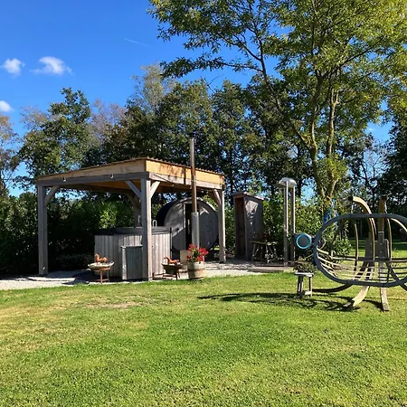 Hoeve Happiness - Ontbijt Inbegrepen - Wellness Aanwezig 4*